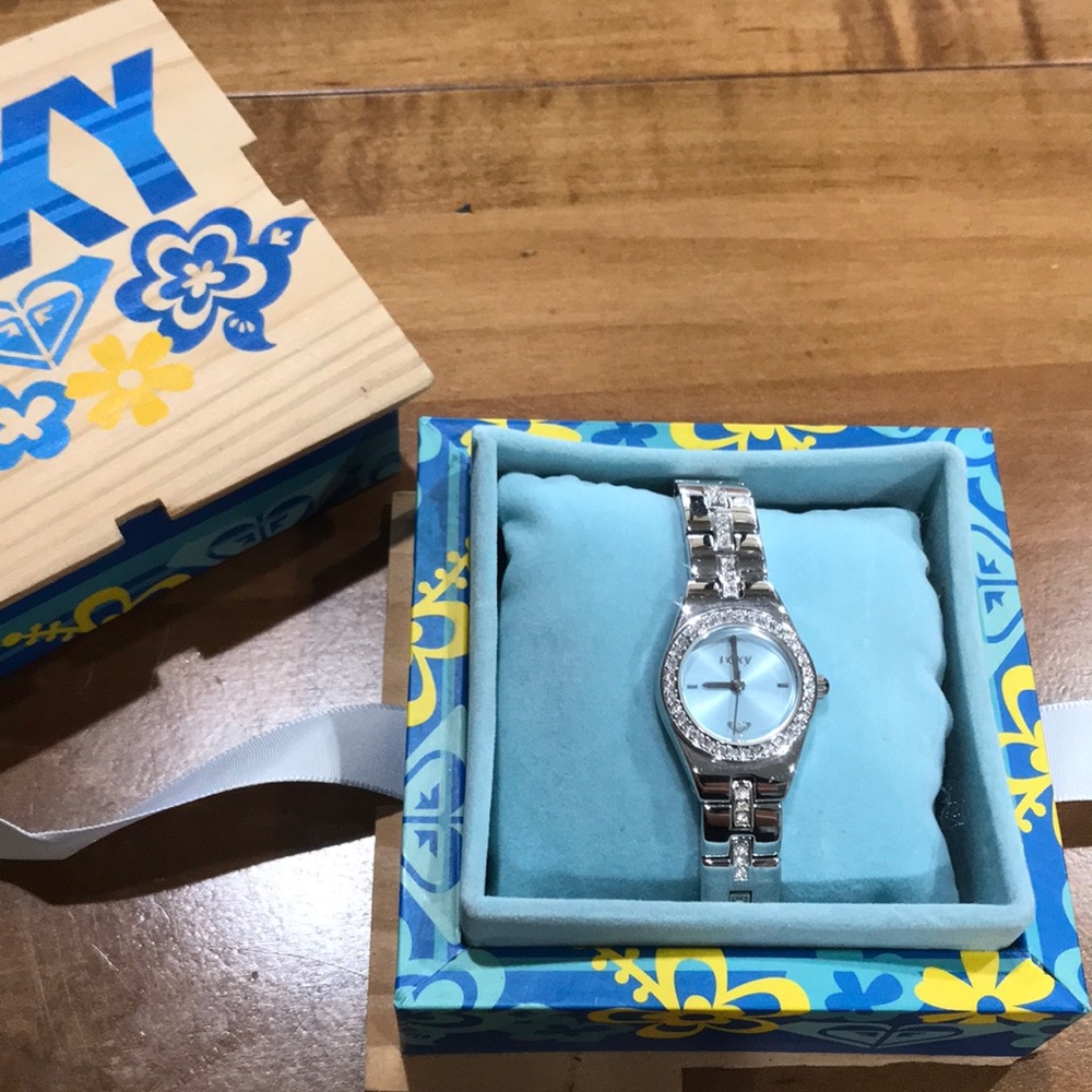 Silver Roxy Watch - Picture 2 of 3